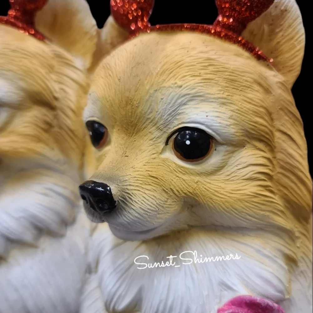 Valentines Pomeranian Pom Dogs Hearts & Rose Resin Figure Statue Decor